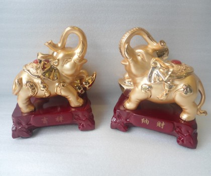Voi vàng đế gỗ - bình an cát tường A256